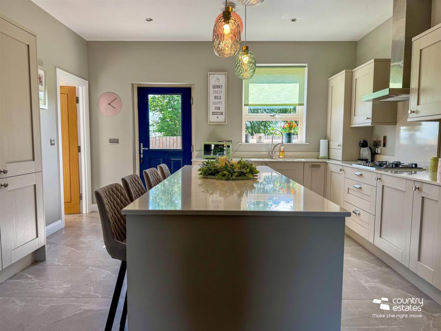 1 Craighill Manor