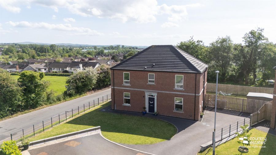 1 Craighill Manor