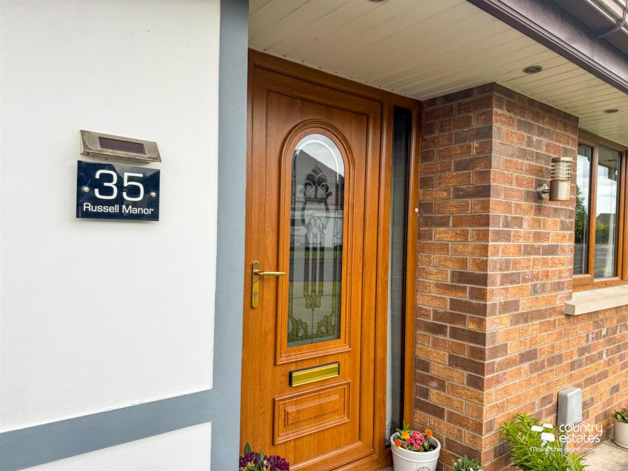 35 Russell Manor