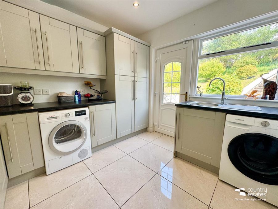 35 Ballybracken Road
