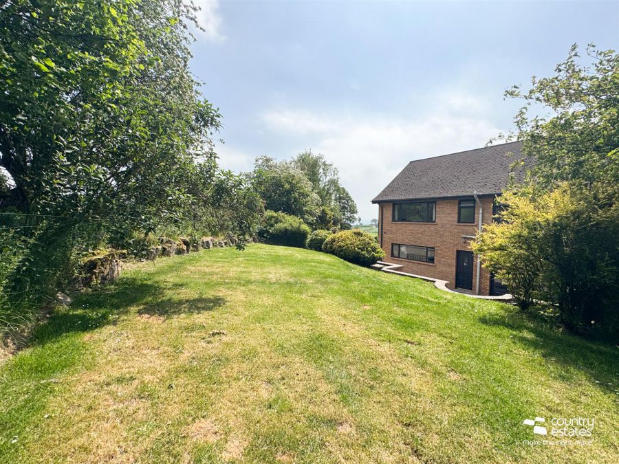 35 Ballybracken Road