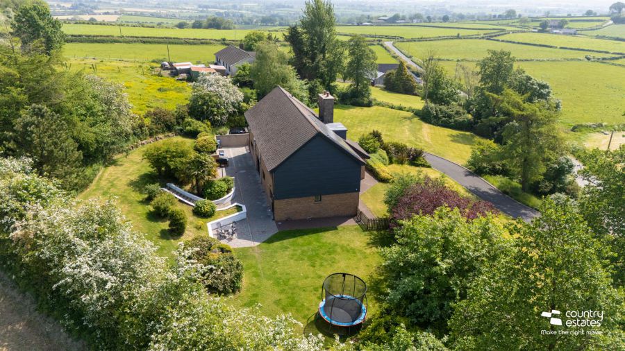 35 Ballybracken Road