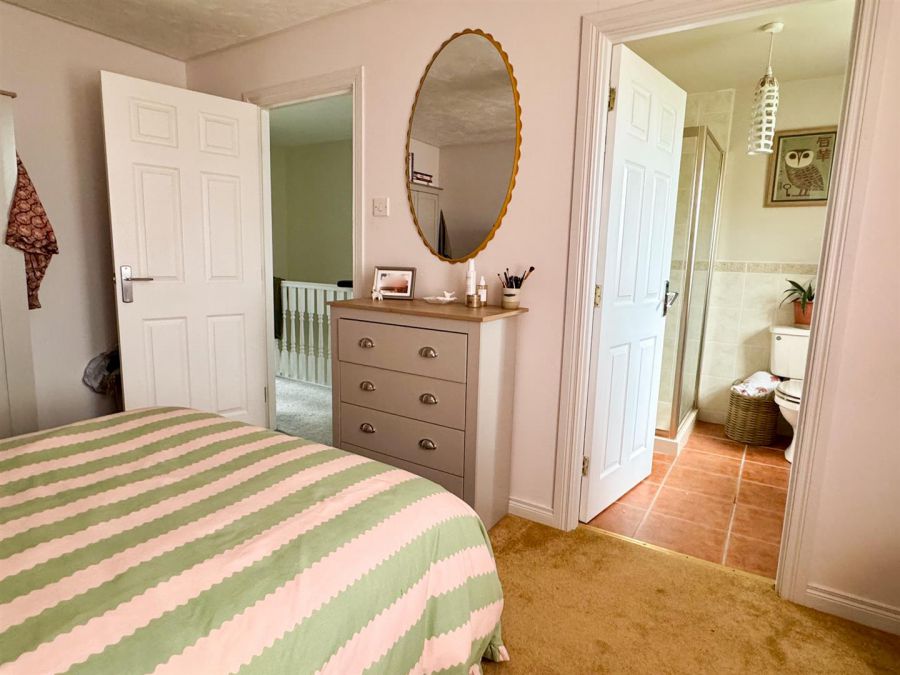 16 Merion Park