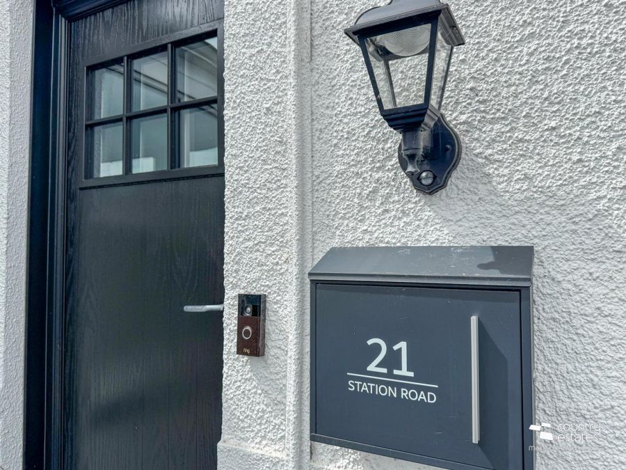 21 Station Road