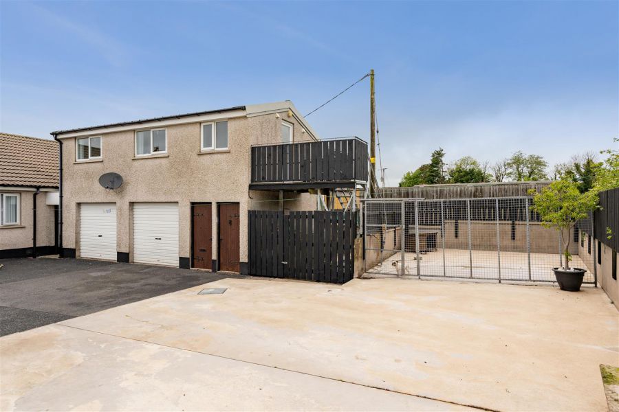 27 Thornhill Road