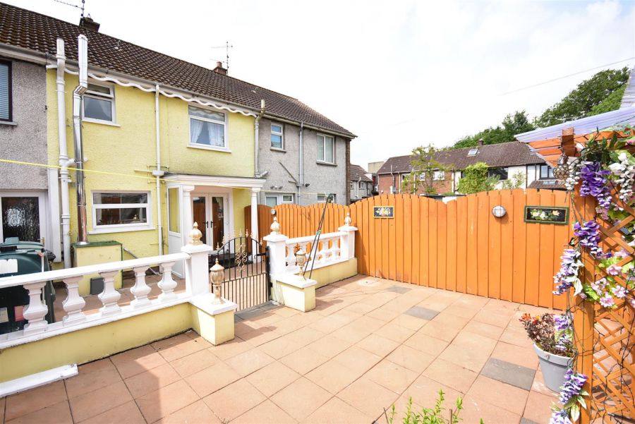 24 Greenpark Gardens