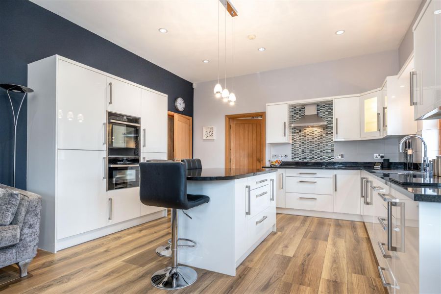 11b Bourlon Road