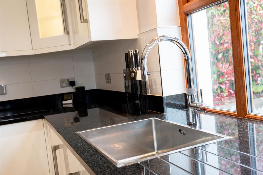 11b Bourlon Road