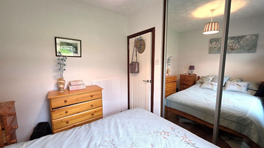 74 Ballybentragh Road