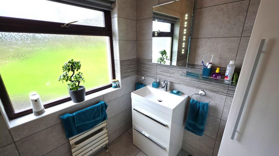 74 Ballybentragh Road