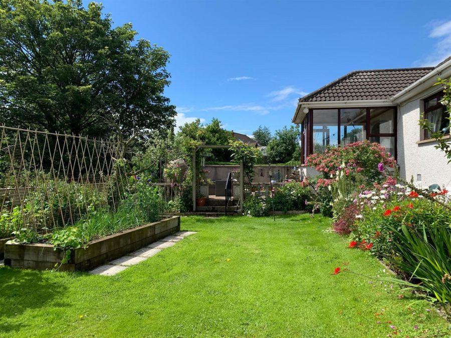 74 Ballybentragh Road