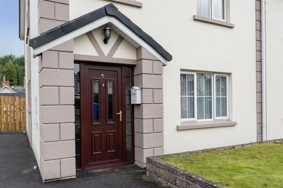 5 Shanes Court