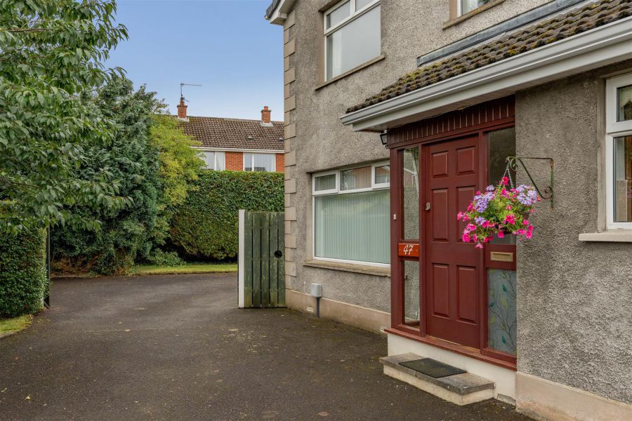 47 Knockmoyle Drive