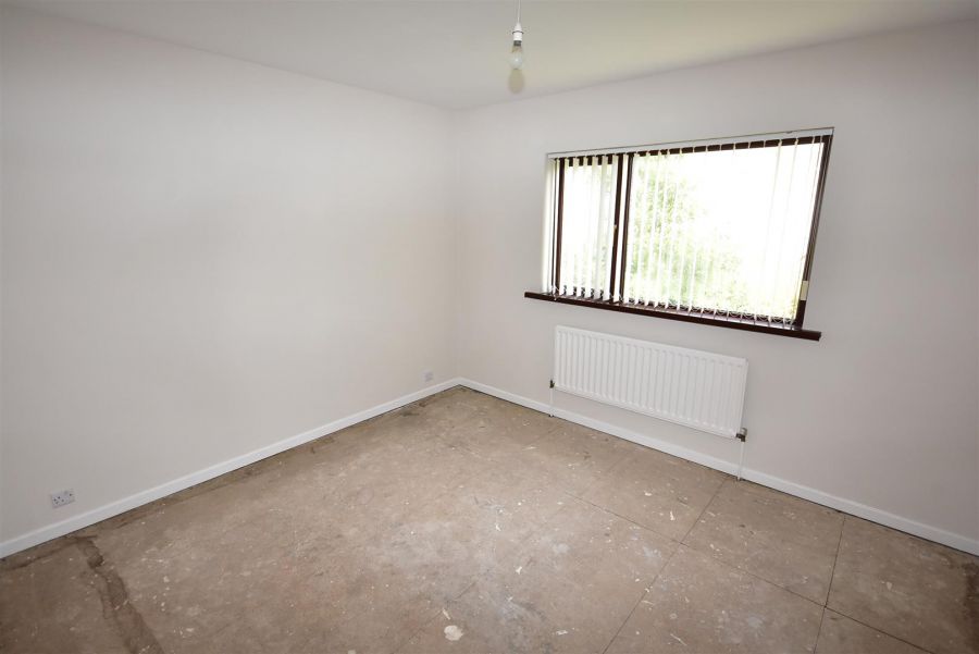 28 Massereene Street