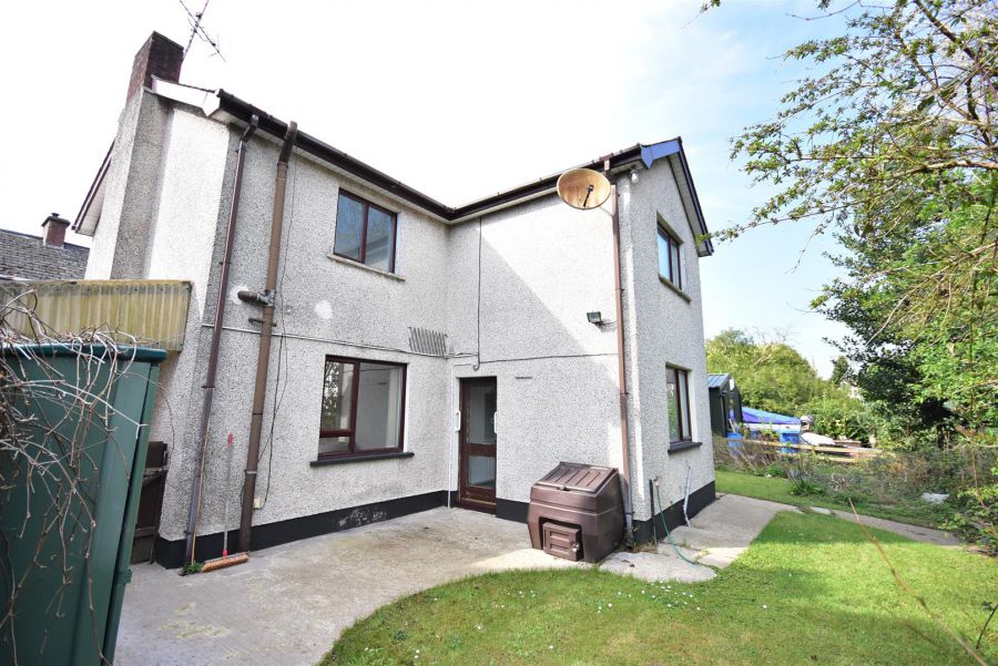 28 Massereene Street