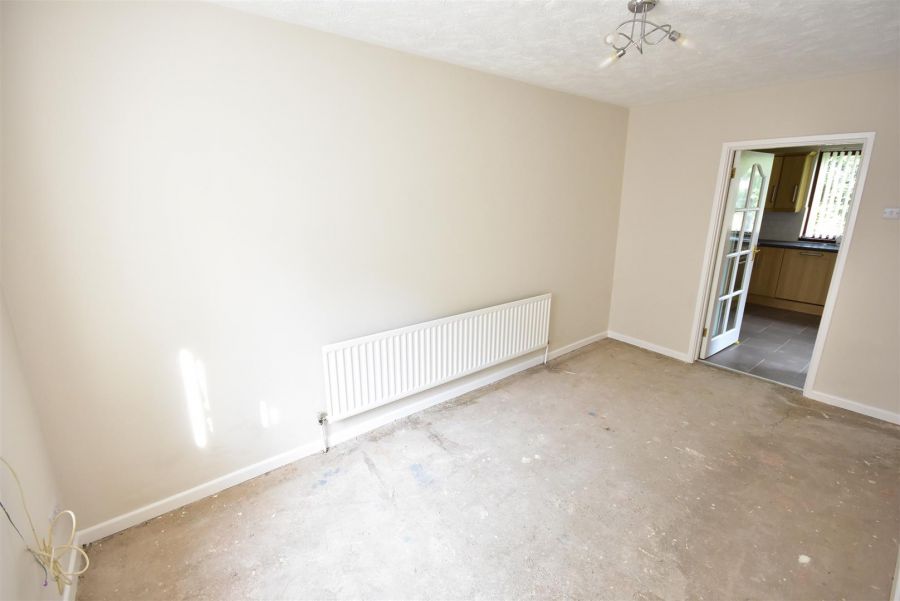 28 Massereene Street