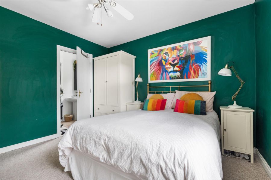 15 Greenvale Park Lands