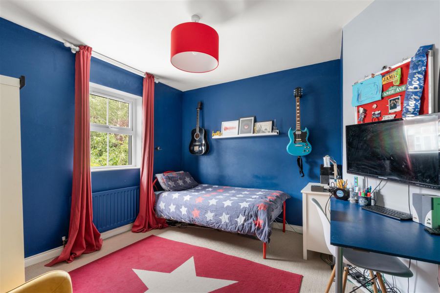 15 Greenvale Park Lands