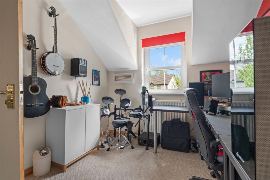 15 Greenvale Park Lands