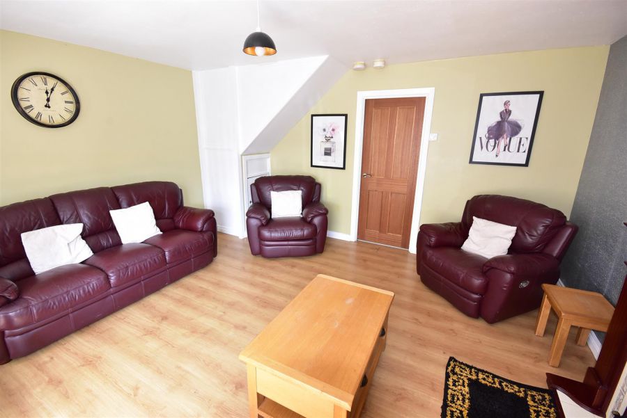 24 Oaklands