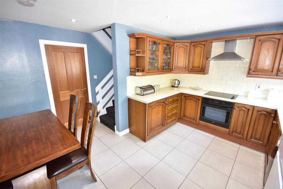 24 Oaklands