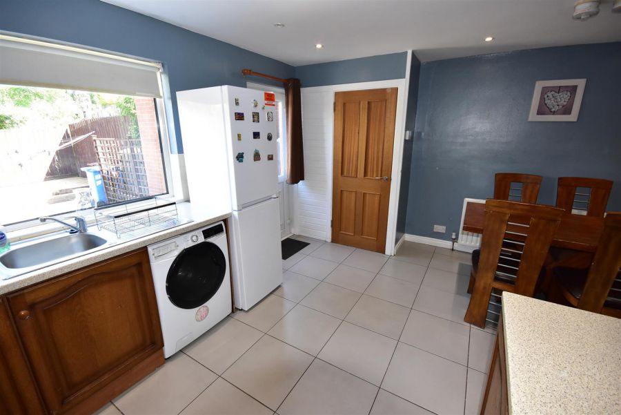 24 Oaklands