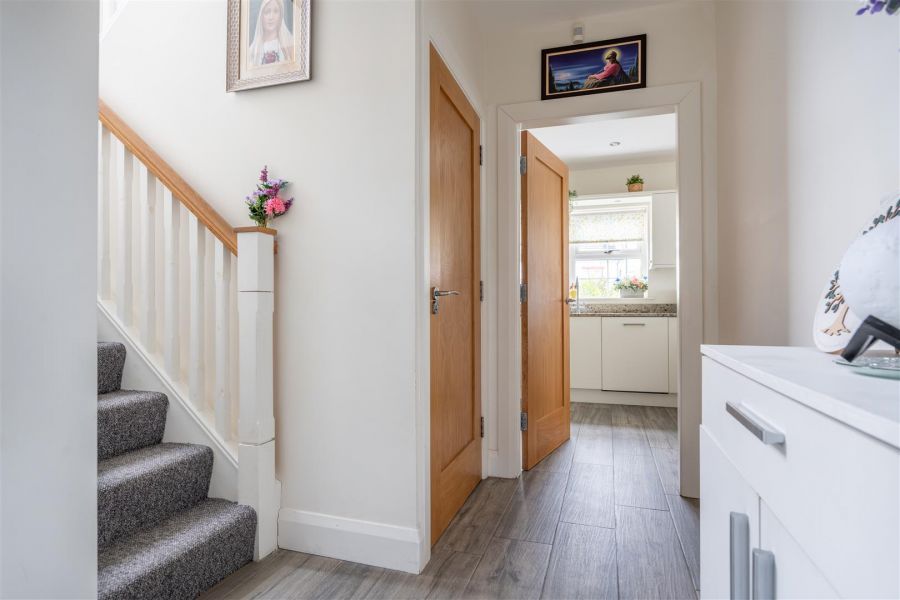 7 Castlewater Gardens