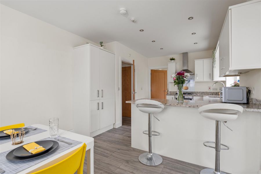 7 Castlewater Gardens