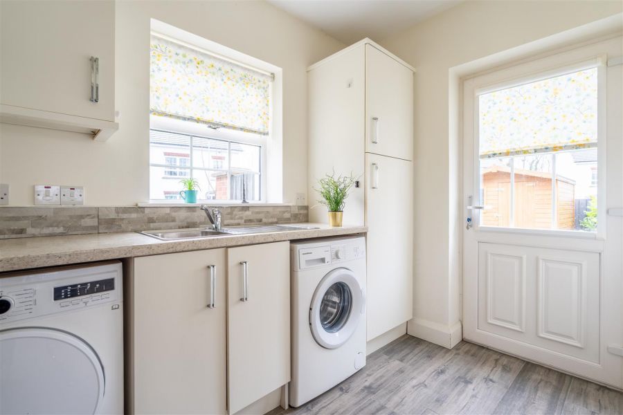 7 Castlewater Gardens