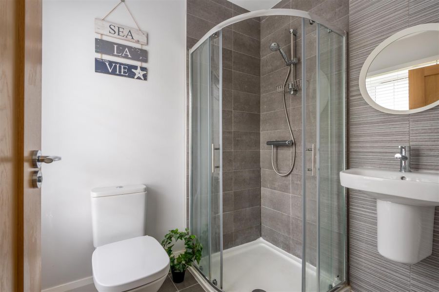 7 Castlewater Gardens