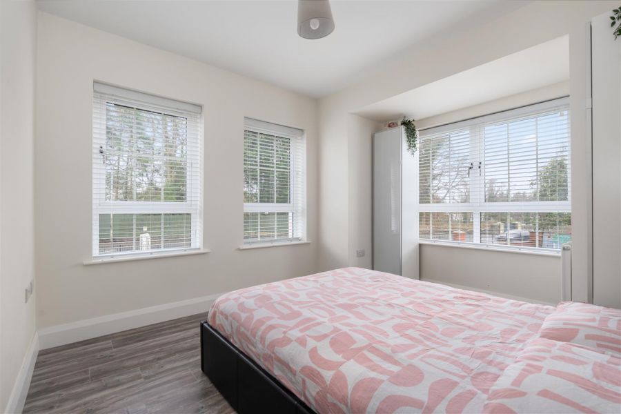 7 Castlewater Gardens