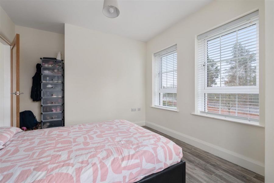 7 Castlewater Gardens