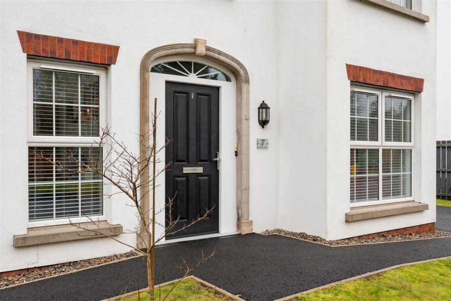 7 Castlewater Gardens