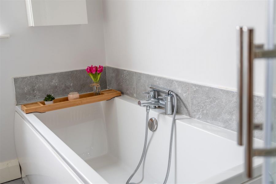 7 Castlewater Gardens