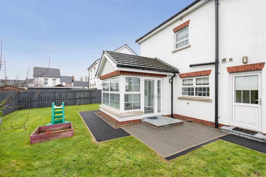 7 Castlewater Gardens