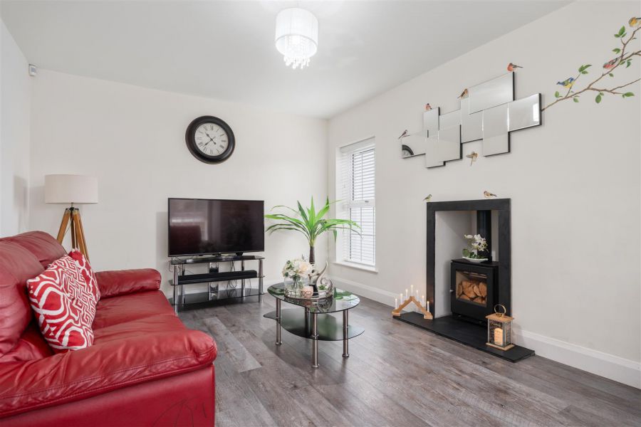 7 Castlewater Gardens