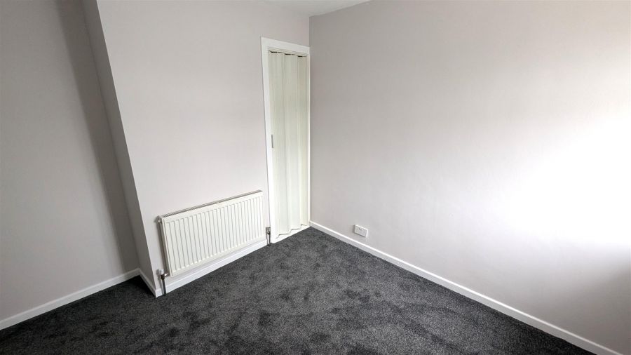 32 Hollowburn Road