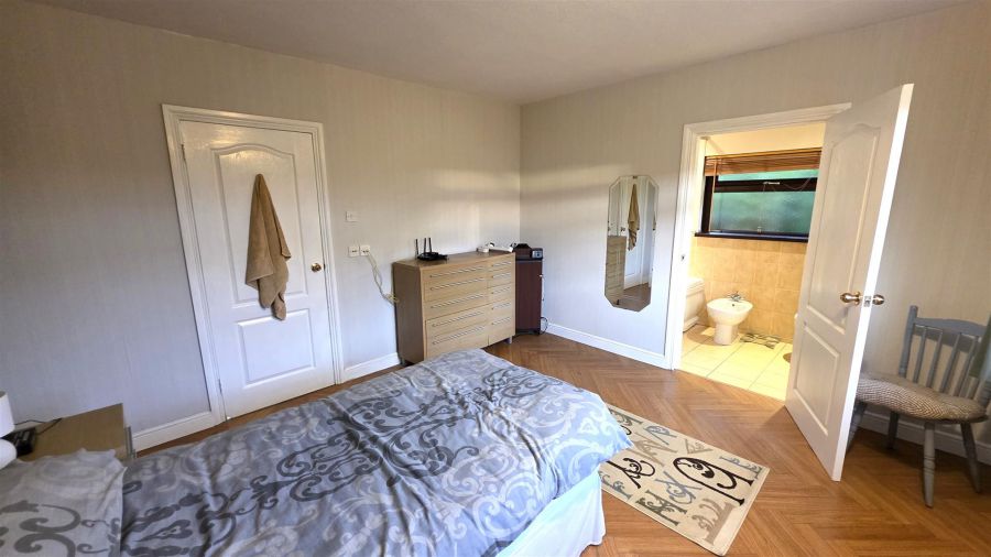 2 Massereene Gardens