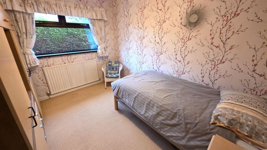 2 Massereene Gardens