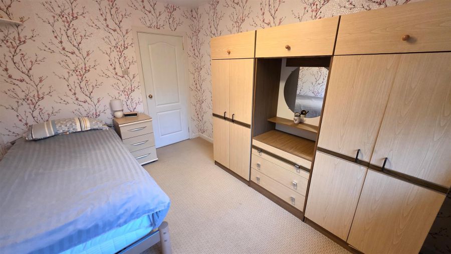 2 Massereene Gardens