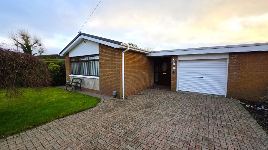 2 Massereene Gardens