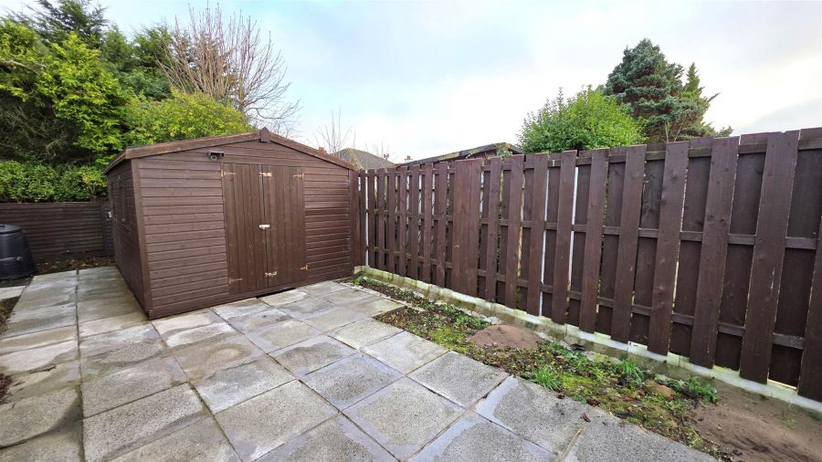 2 Massereene Gardens