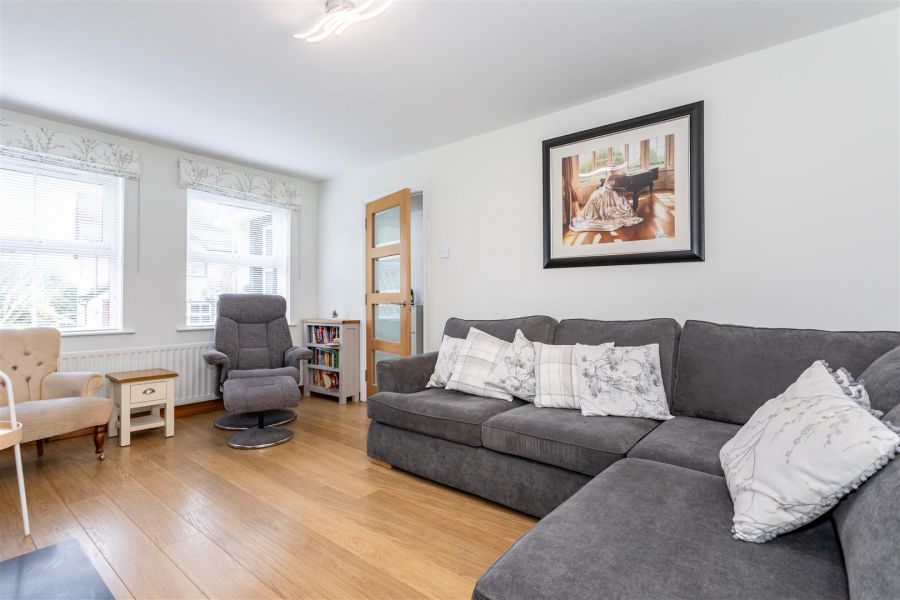 41 Greenvale Manor