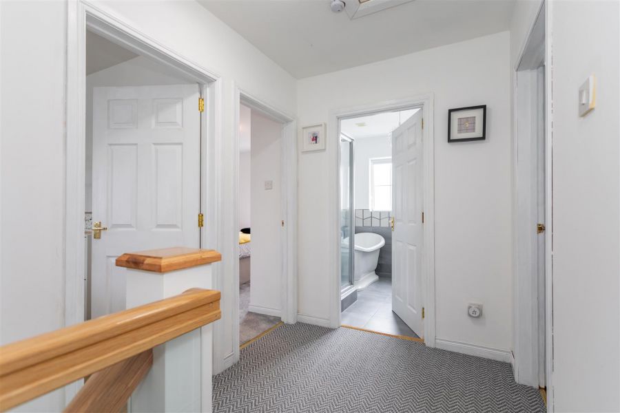 41 Greenvale Manor