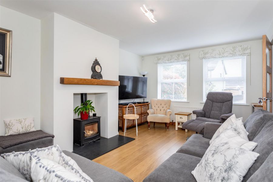 41 Greenvale Manor