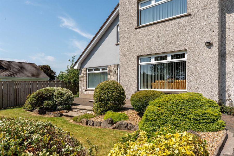 25 Knockmoyle Drive