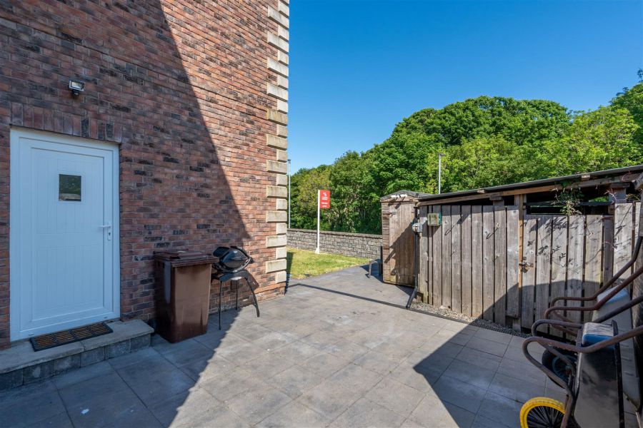 1 Fox Lodge