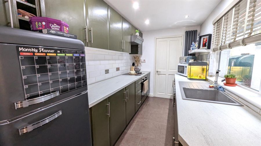 46 Abbeyview
