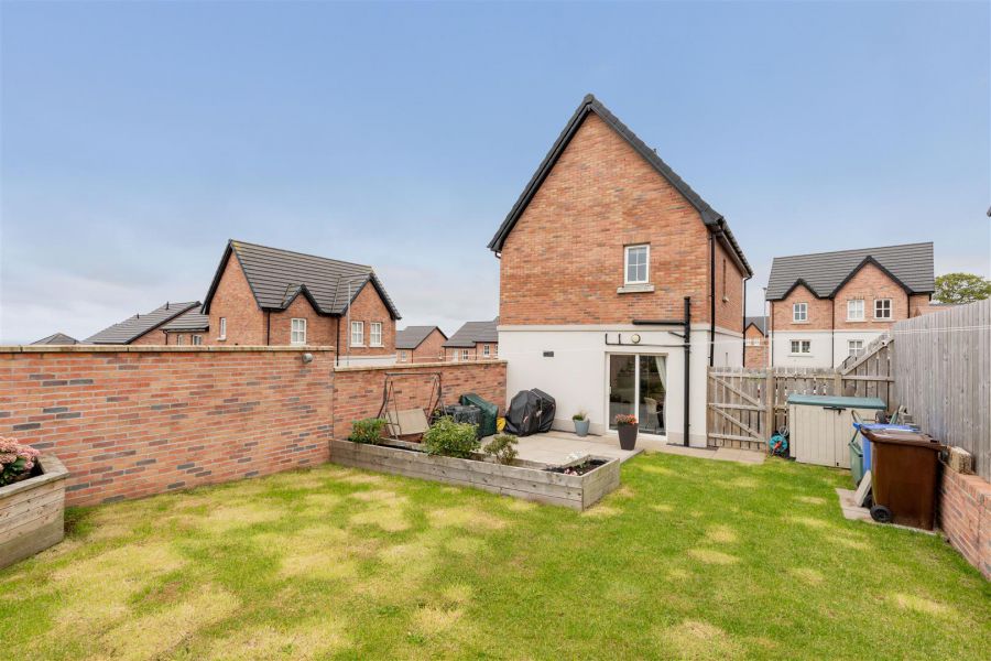 14 Ballyveigh Parade
