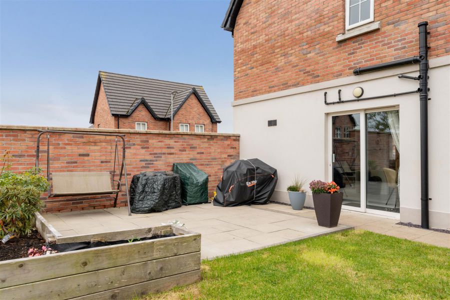 14 Ballyveigh Parade